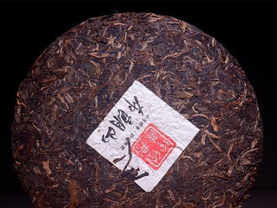 云南特产勐海茶区普洱茶 布朗山茶区普洱茶生茶 普洱茶饼357g代发图2