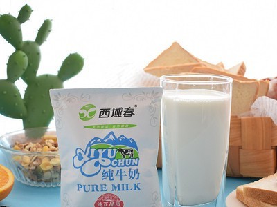 新疆西域春利乐枕纯牛奶 200g*20袋生牛乳早餐奶学习生奶支持代发图2